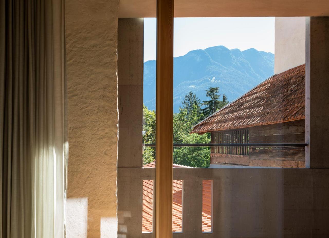 Casa Caminada Hotel Furstenaubruck Exterior photo